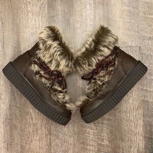 London Fog Thana faux fur winter boot size 6